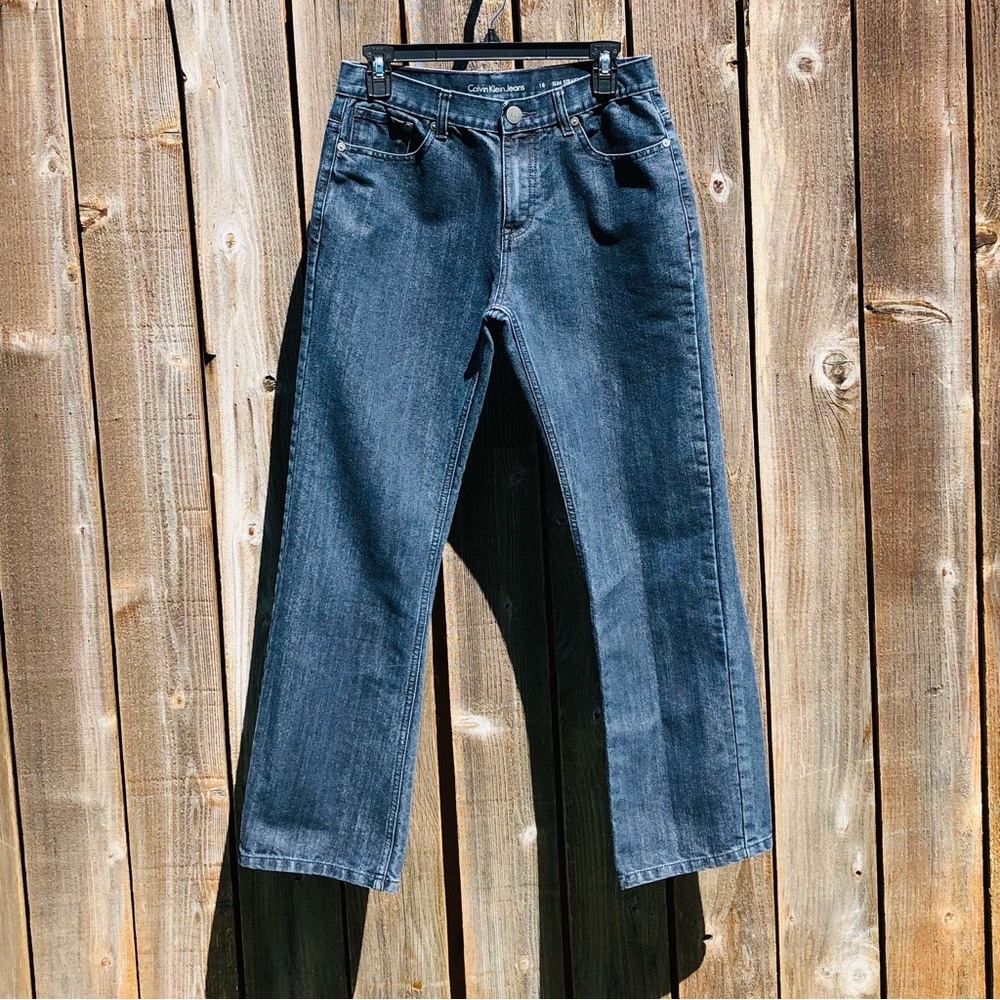 Calvin Klein Slim Straight Jeans size 18